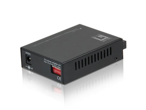 10/100/1000BASE-T to 1000BASE-SX MMF SC Converter, 550m รุ่น GVT-2001