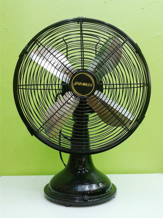 JR16 พัดลมตั้งโต๊ะ 12" 14" สีดำ