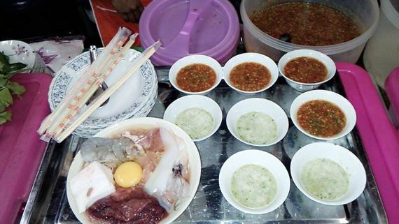 หมูกะทะ ชุดกลาง (แถม เป็ปซี่ 1 ลิตร)