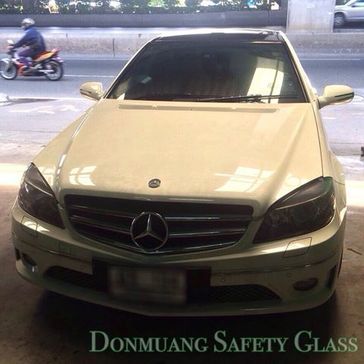 ผลงานการติดตั้งกระจกรถยนต์ Benz W209