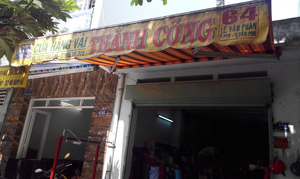 Cửa Hàng Vải Thành Công