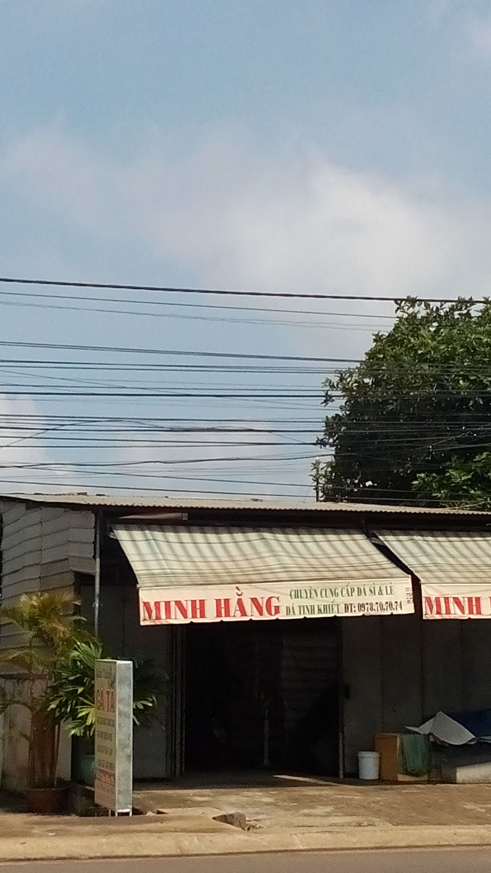 Sỉ Lẻ Đá Tinh Khiết Minh Hằng