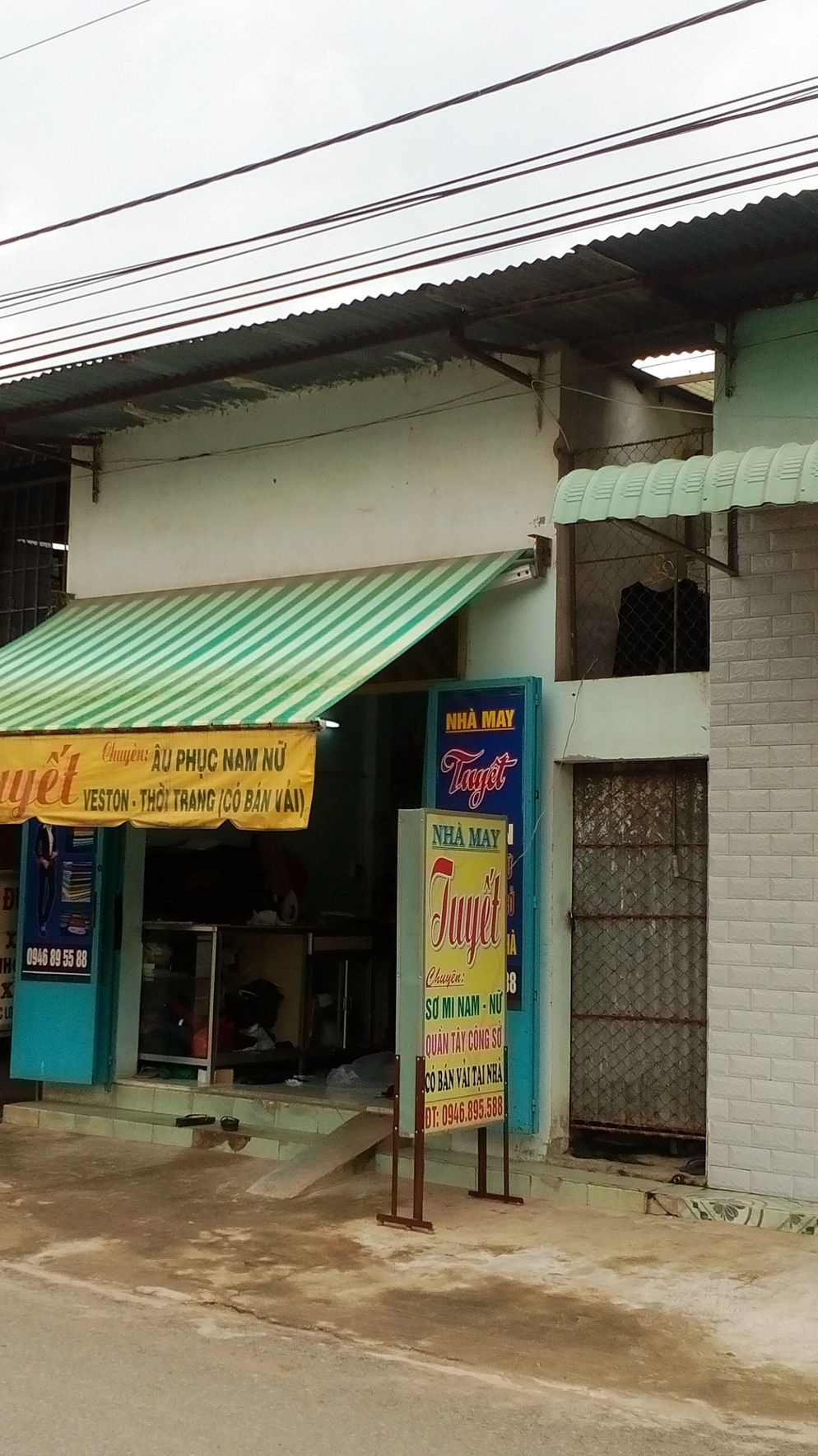 Nhà May Tuyết