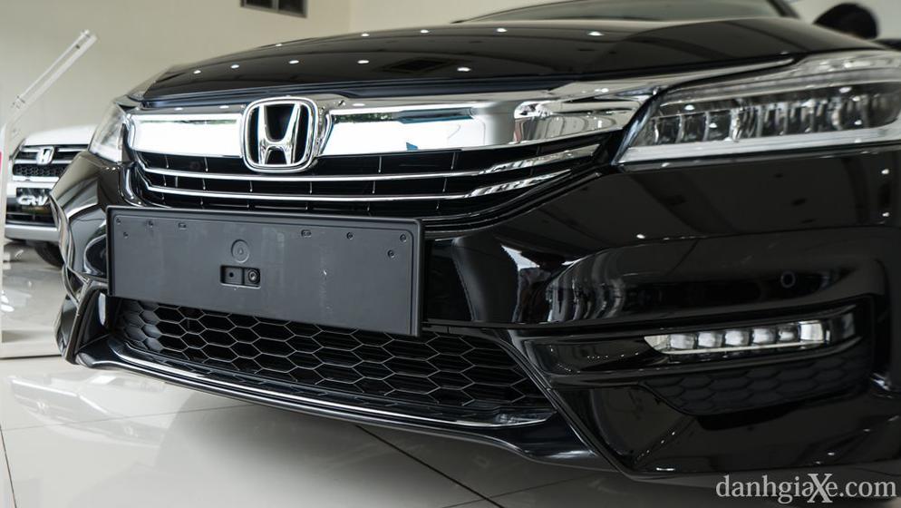 Honda Accord 2017 (7)