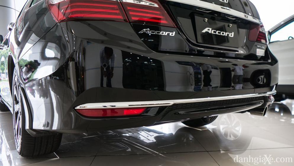 Honda Accord 2017 (11)