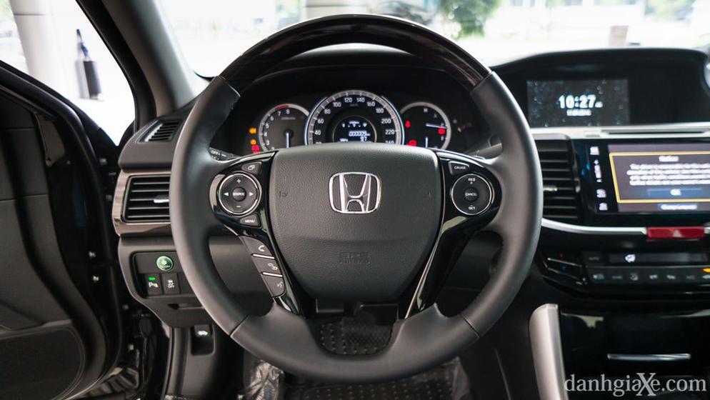 Honda Accord 2017 (13)