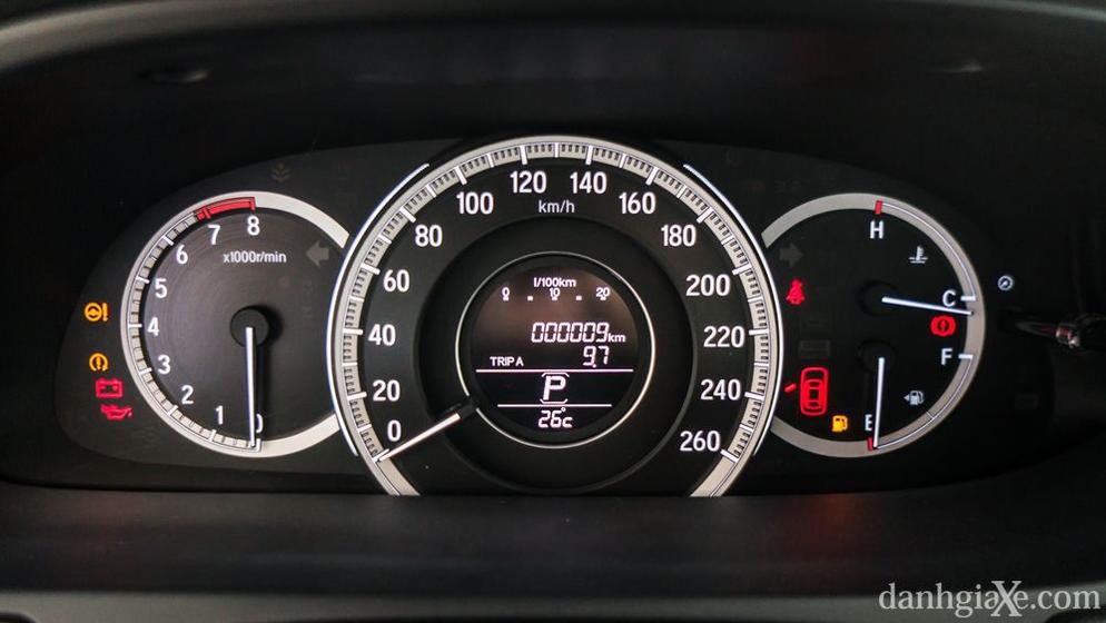 Honda Accord 2017 (18)
