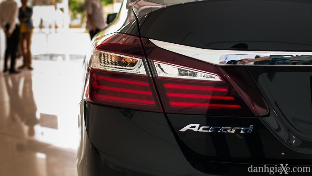 Honda Accord 2017 (33)