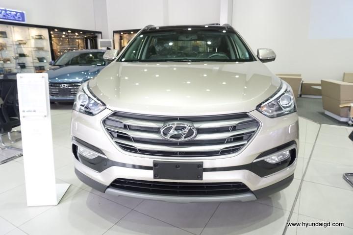 Hyundai Santa Fe 2017 (2)