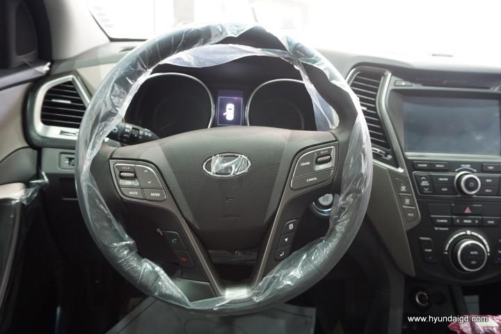 Hyundai Santa Fe 2017 (20)
