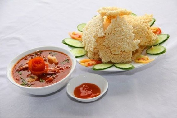 Cơm Cháy Tươi Sốt Hải Sản
