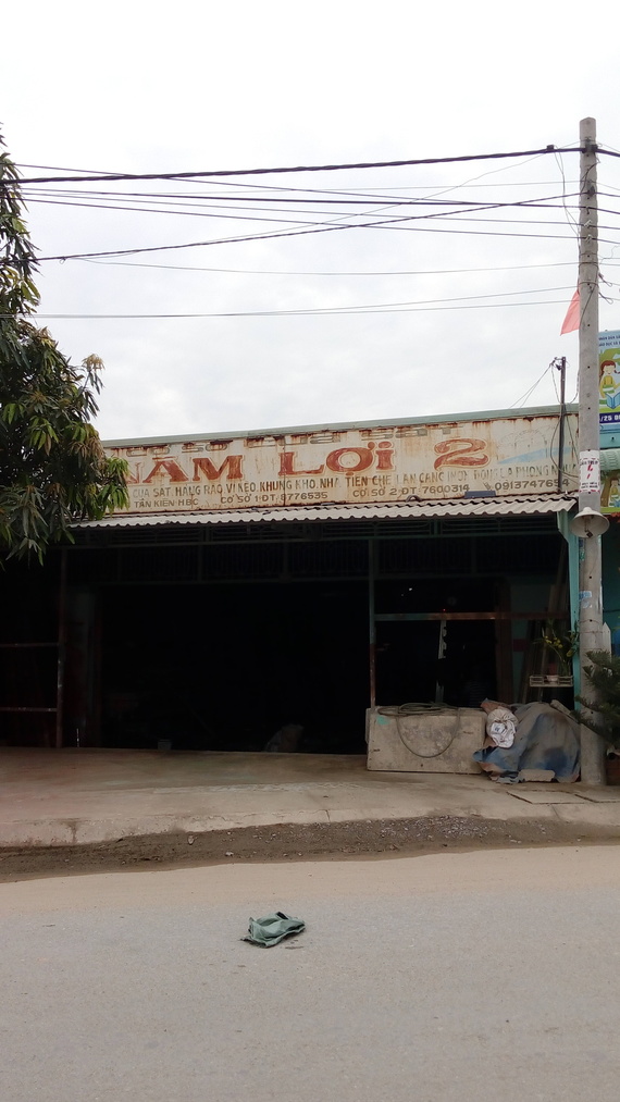 Cơ Sở Cửa Sắt Năm Lợi 2