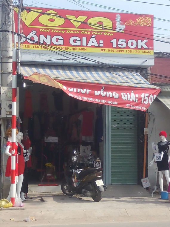 Cửa Hàng Quần Áo Vô Va