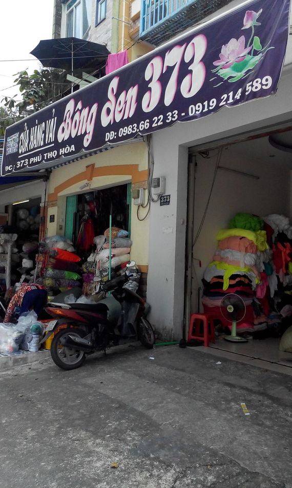 Cửa Hàng Vải Bông Sen