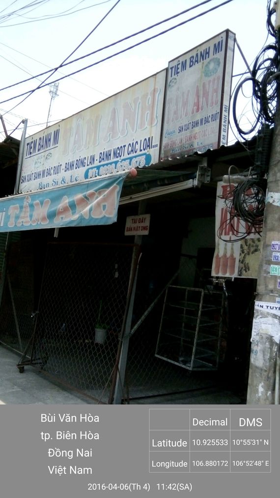 Tiệm Bánh Mì Tâm Anh