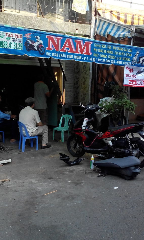 Tiệm Sửa Xe Nam