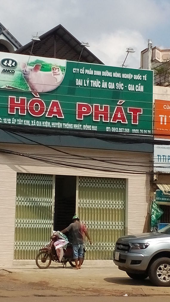 Đại Lý Thức Ăn Gia Súc Hòa Phát