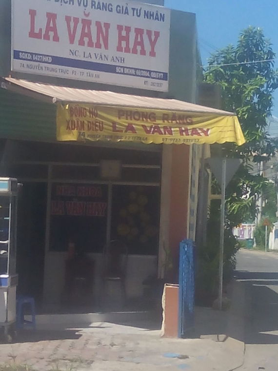 Phòng Răng La Văn Hay