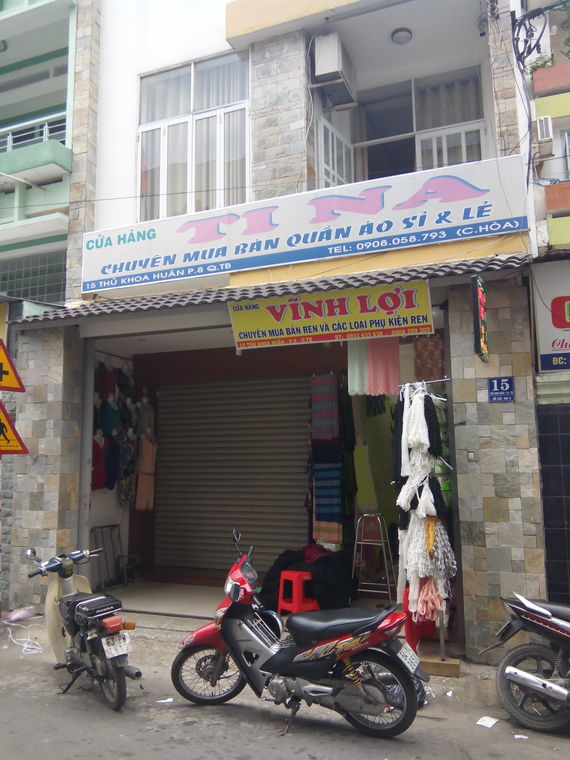 Cửa Hàng Quần Áo Ti Na