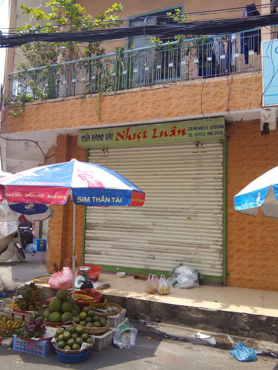 Cửa Hàng Vải Nhựt Luân