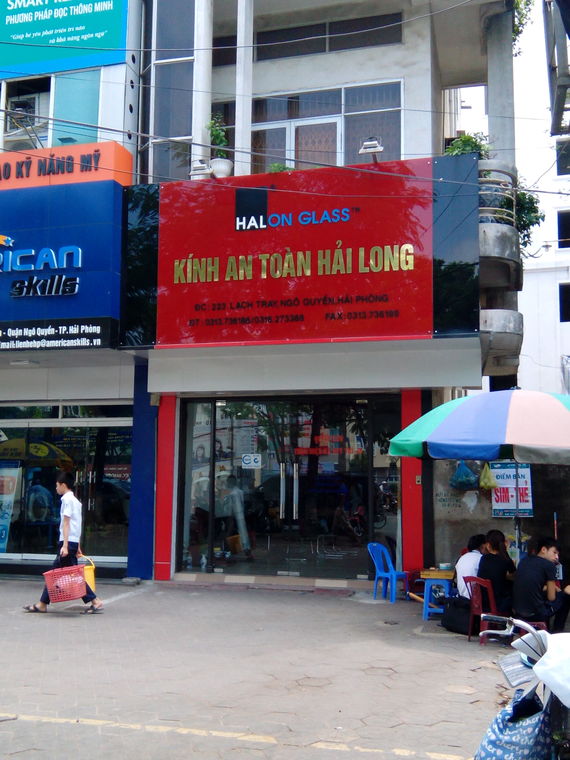 Cửa Hàng Halon Glass