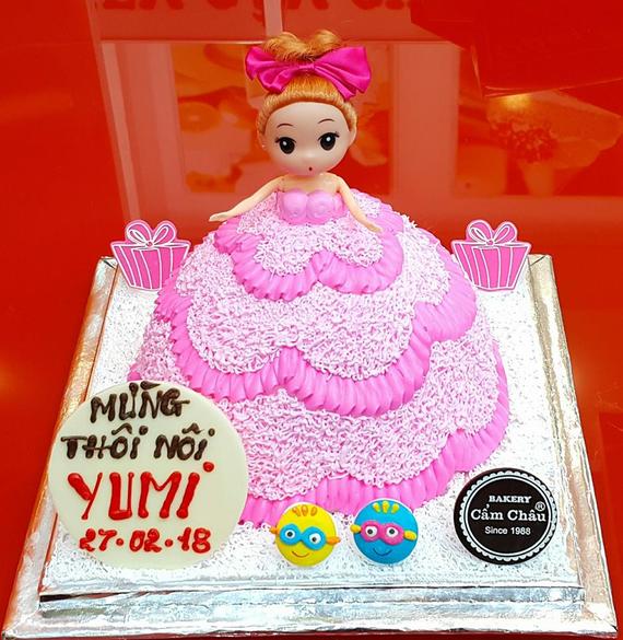 Bánh kem sinh nhật búp bê công chúa barbie TR1870022